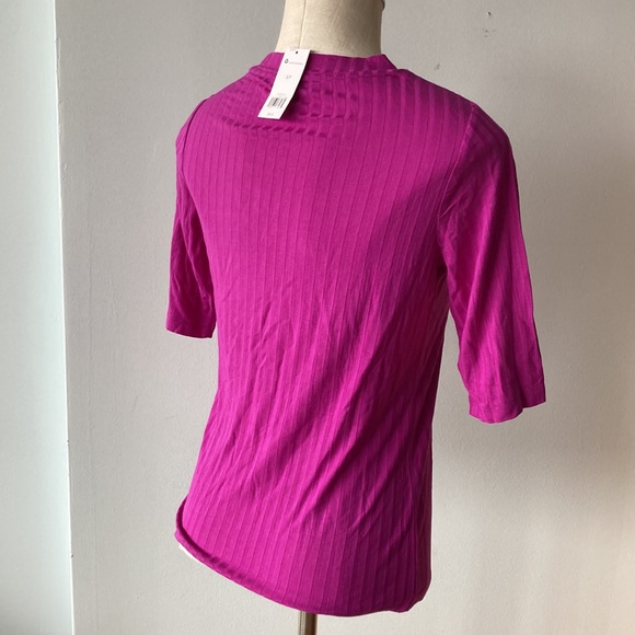 Banana Republic small fuchsia top NWT - Picture 5 of 7